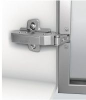 Петля sensys 8638i для алюм. рам, угол 95°, чашка ta32, средняя стенка, b3 9072525 Hettich